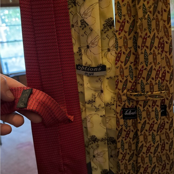 Designer silk ties 10/10 condition - Picture 2 of 6